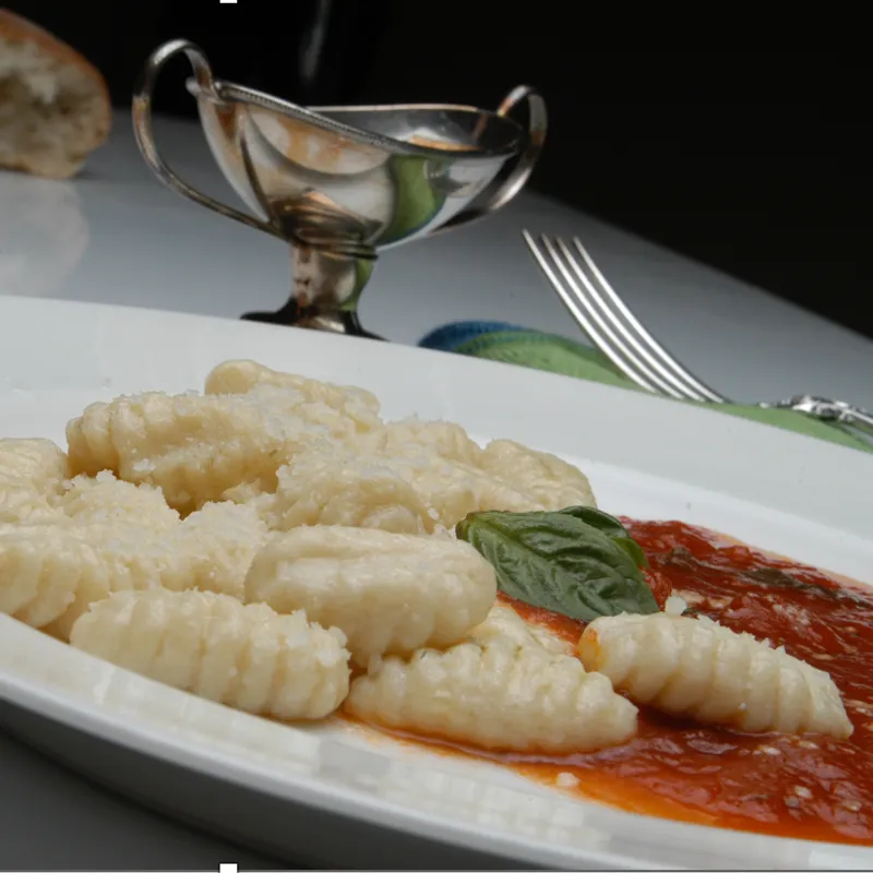 Tangy Tomato Basil Gnocchi image